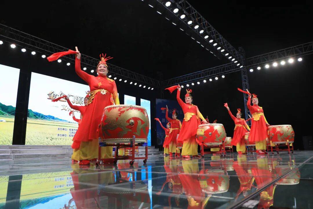 无数这场演出超惊艳AG真人“圈粉”(图2) 无数这场演出超惊艳AG真人“圈粉”(图2)