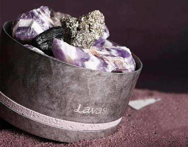 发:国货品牌“攻占”年轻人占榜单半数AG真人app“双11”情绪经济大爆(图7) 发:国货品牌“攻占”年轻人占榜单半数AG真人app“双11”情绪经济大爆(图7)